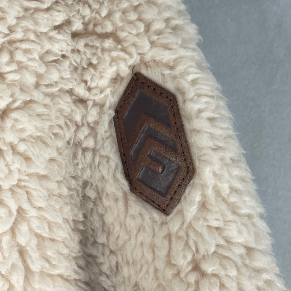 Free country sherpa butter pile Cozy Cream Sherpa Fleece Jacket Contrast Trim - Picture 3 of 10